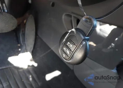 2015 Mini Hardtop Cooper z USA, uszkodzony, nr VIN WMWXM5C59F3B34617